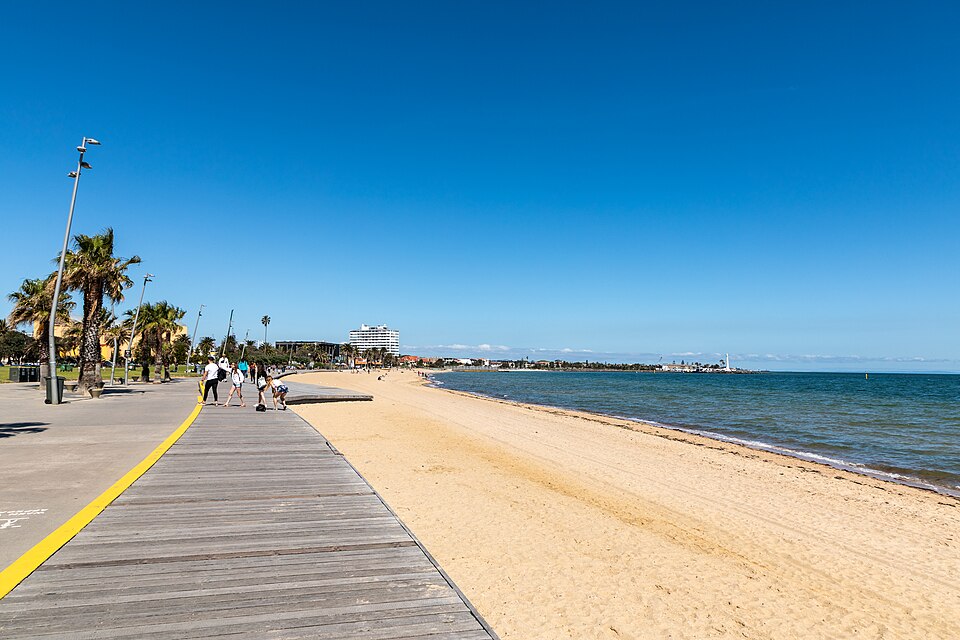 St Kilda beach sunset backpacker